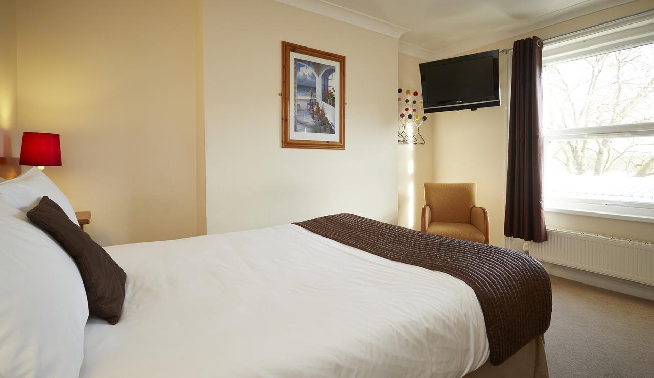 The Terrace Lodge Hotel Yeovil Exterior photo
